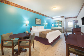 Texas Inn And Suites Citycenter At Utrgv Edinburg Esterno foto
