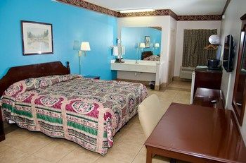 Texas Inn And Suites Citycenter At Utrgv Edinburg Esterno foto